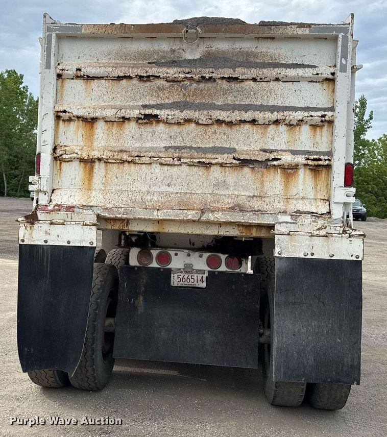 image for item DZ4192 1999 Western Construction Components end dump trailer