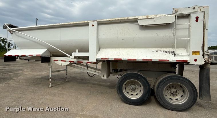 image for item DZ4192 1999 Western Construction Components end dump trailer
