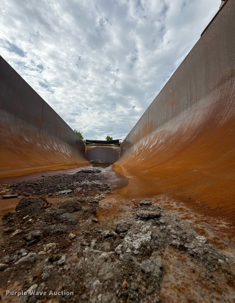 image for item DZ4192 1999 Western Construction Components end dump trailer