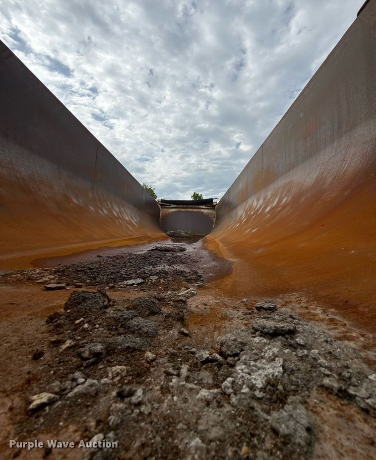 image for item DZ4192 1999 Western Construction Components end dump trailer