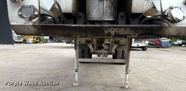 image for item DZ4192 1999 Western Construction Components end dump trailer