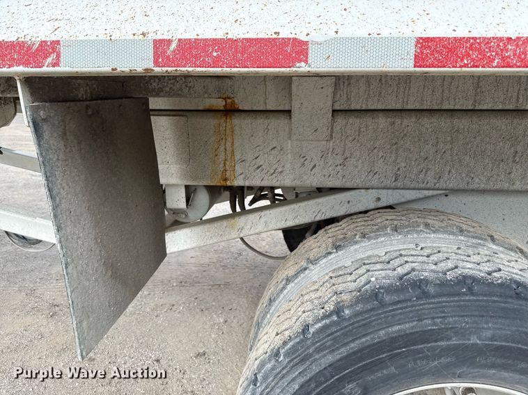 image for item DZ4192 1999 Western Construction Components end dump trailer