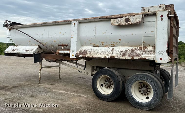 image for item DZ4193 1999 Western Construction Components end dump trailer
