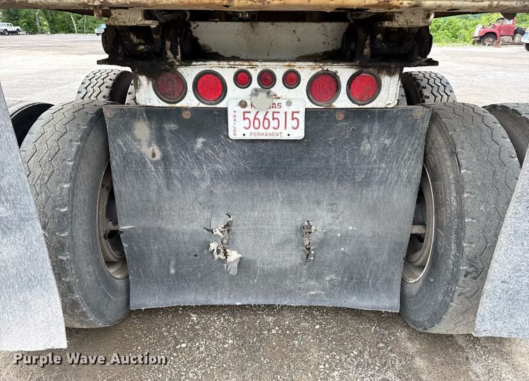 image for item DZ4193 1999 Western Construction Components end dump trailer