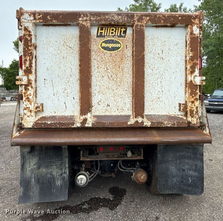 image for item DZ4194 2000 Peterbilt 378 dump truck