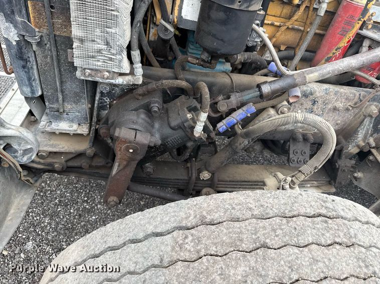 image for item DZ4194 2000 Peterbilt 378 dump truck