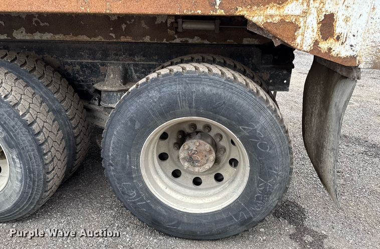 image for item DZ4194 2000 Peterbilt 378 dump truck