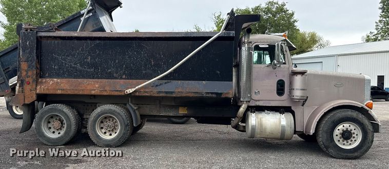 image for item DZ4195 2000 Peterbilt 378 dump truck