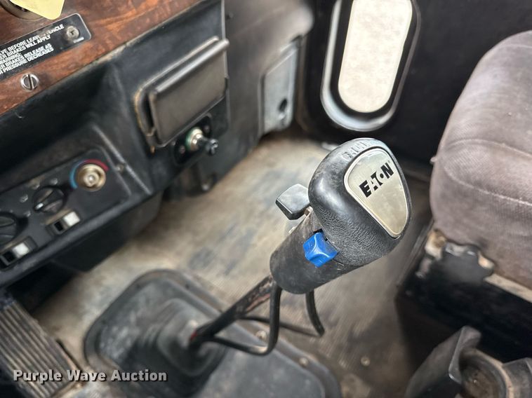 image for item DZ4195 2000 Peterbilt 378 dump truck