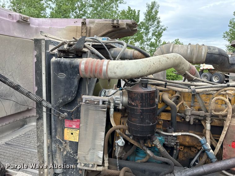 image for item DZ4195 2000 Peterbilt 378 dump truck