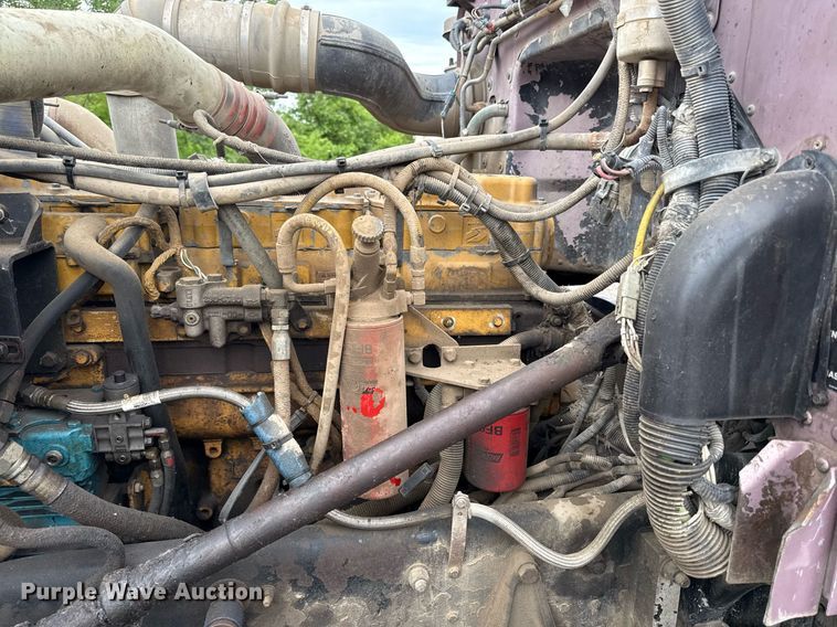 image for item DZ4195 2000 Peterbilt 378 dump truck