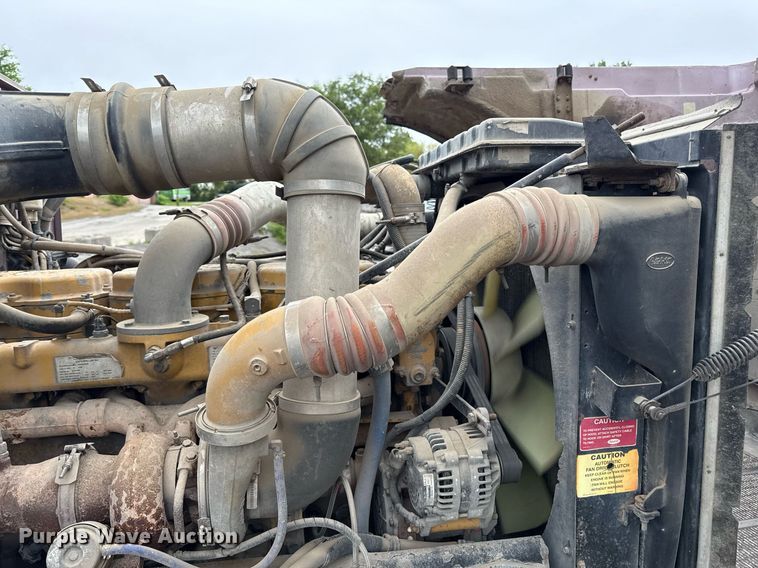 image for item DZ4195 2000 Peterbilt 378 dump truck