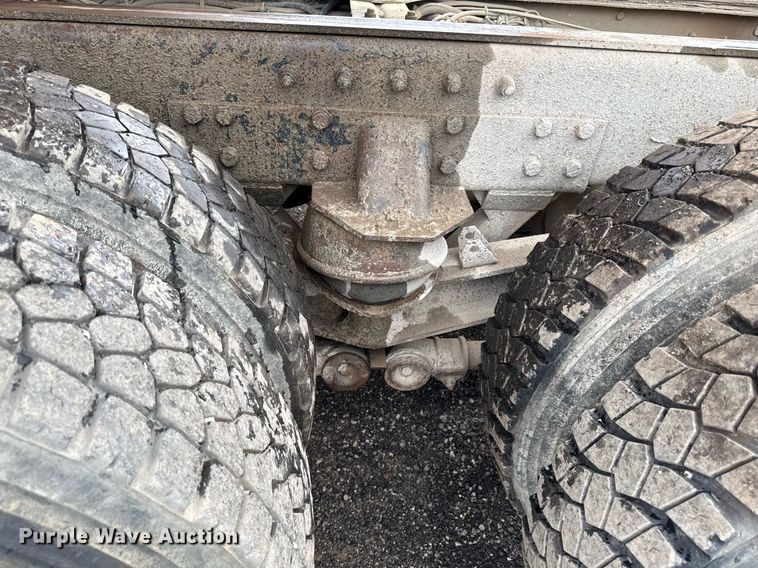 image for item DZ4195 2000 Peterbilt 378 dump truck