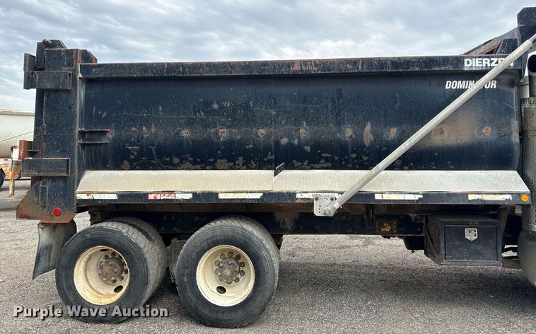 image for item DZ4196 1995 Mack RD6885 dump truck