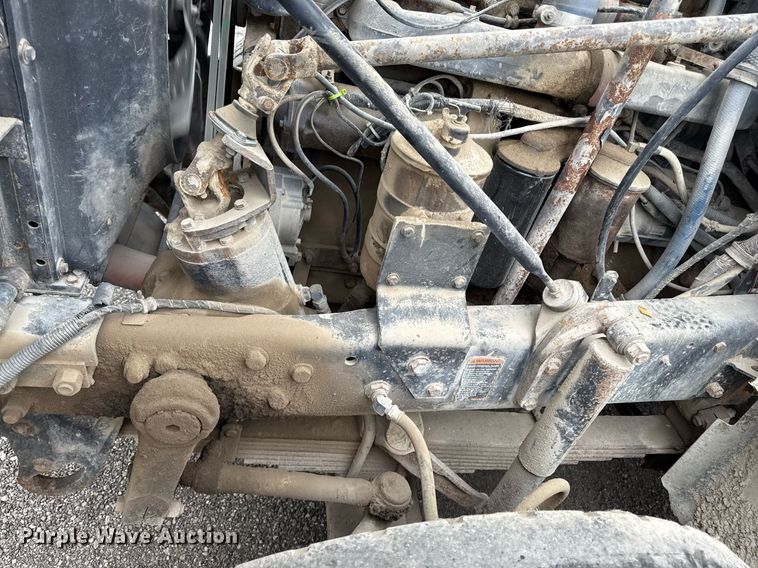 image for item DZ4196 1995 Mack RD6885 dump truck