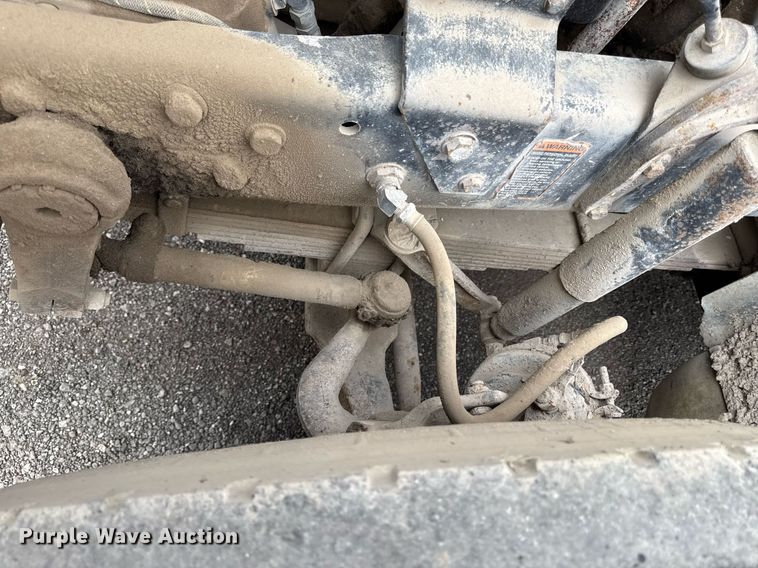 image for item DZ4196 1995 Mack RD6885 dump truck