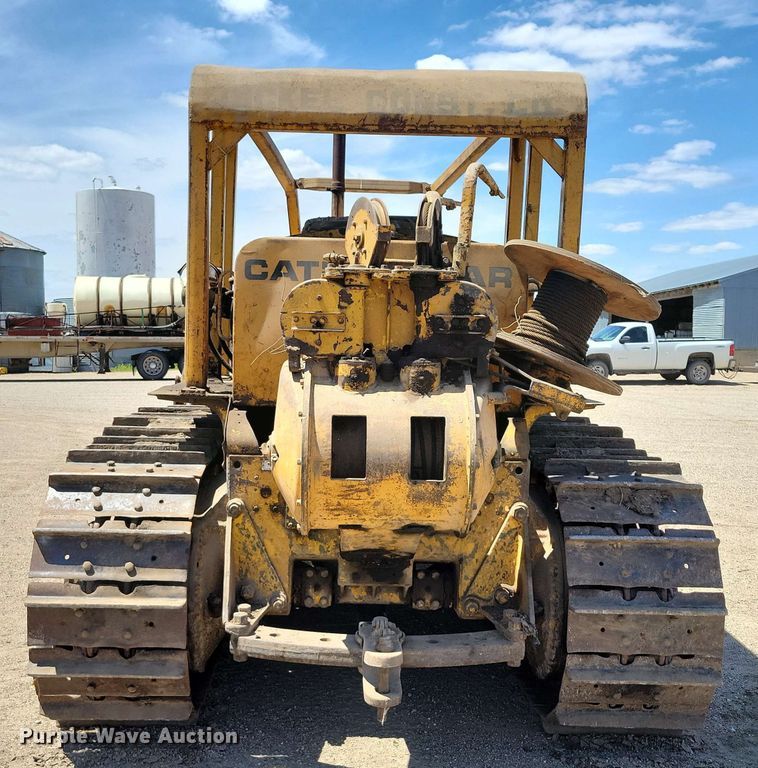 image for item EA2449 1951 Caterpillar D7 dozer
