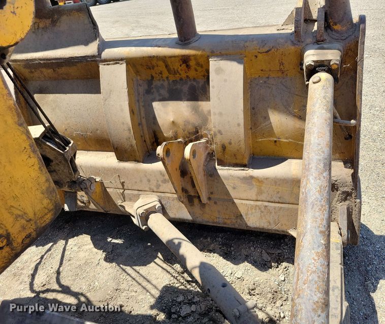 image for item EA2449 1951 Caterpillar D7 dozer