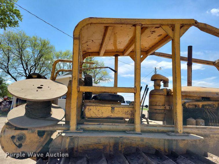 image for item EA2449 1951 Caterpillar D7 dozer