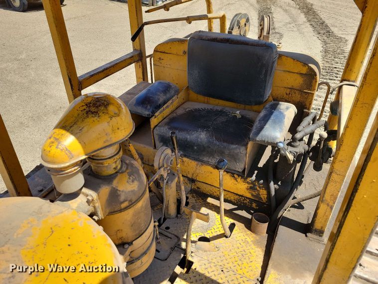 image for item EA2449 1951 Caterpillar D7 dozer