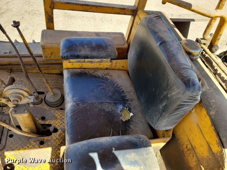 image for item EA2449 1951 Caterpillar D7 dozer