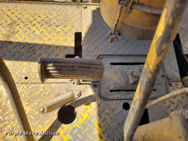 image for item EA2449 1951 Caterpillar D7 dozer