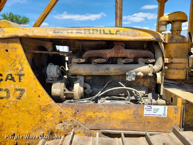 image for item EA2449 1951 Caterpillar D7 dozer