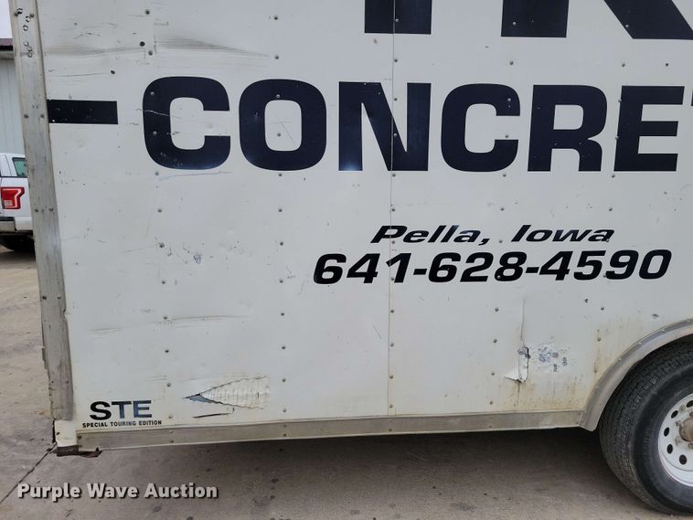 image for item EA2450 2002 Shadowmaster enclosed cargo trailer