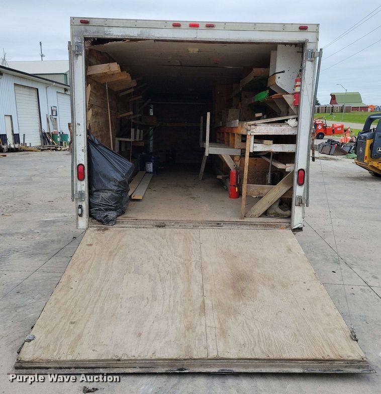 image for item EA2450 2002 Shadowmaster enclosed cargo trailer