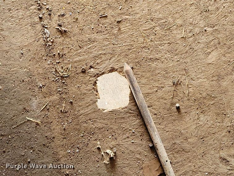 image for item EA2450 2002 Shadowmaster enclosed cargo trailer