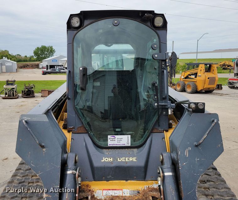 image for item EA2451 2012 John Deere 333D tracked skid steer loader