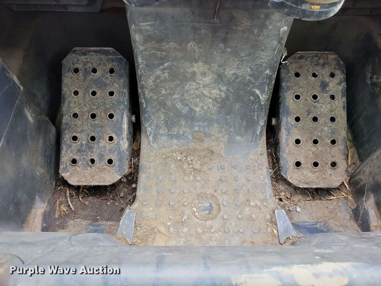 image for item EA2451 2012 John Deere 333D tracked skid steer loader