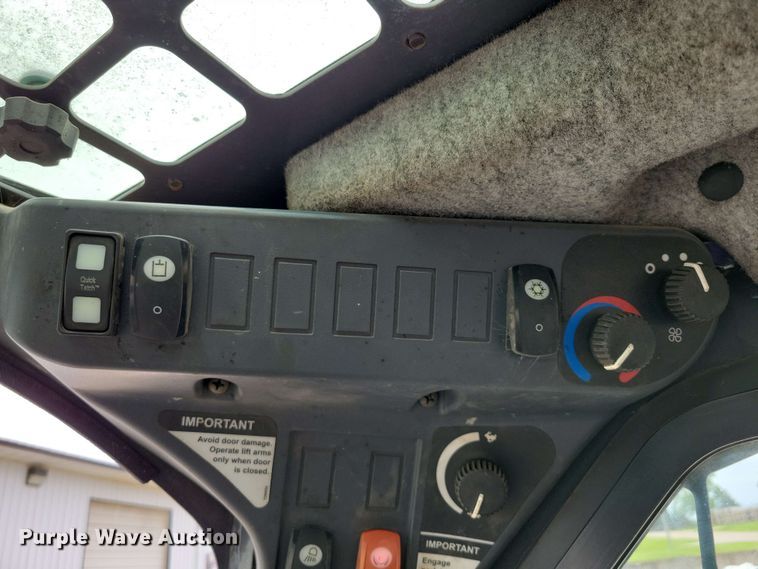 image for item EA2451 2012 John Deere 333D tracked skid steer loader