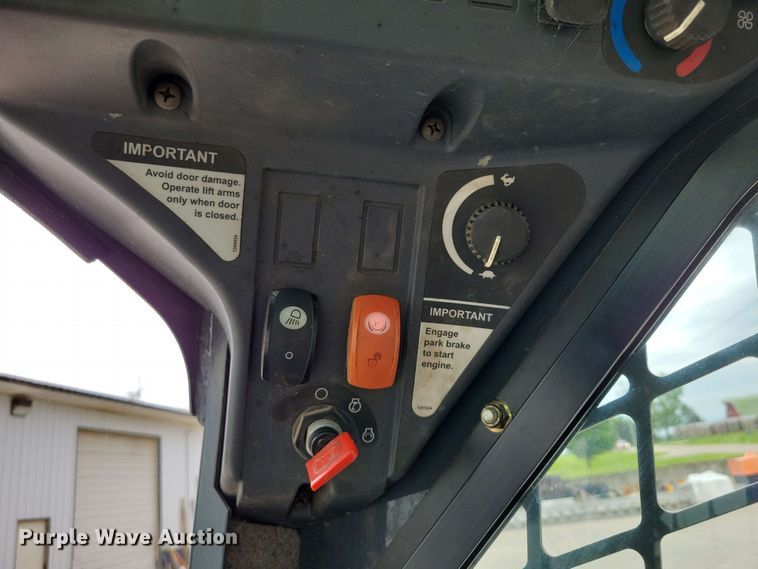 image for item EA2451 2012 John Deere 333D tracked skid steer loader