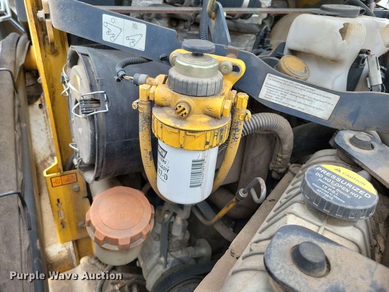 image for item EA2451 2012 John Deere 333D tracked skid steer loader