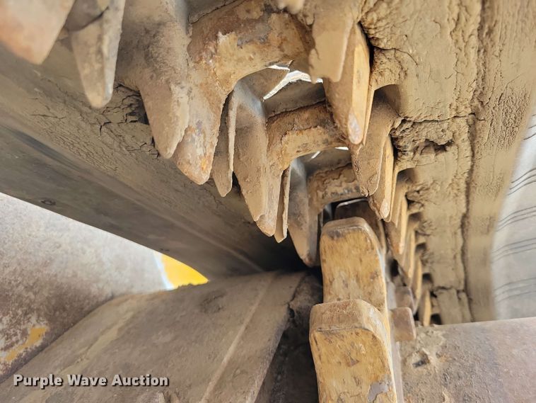 image for item EA2451 2012 John Deere 333D tracked skid steer loader