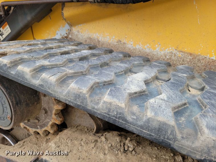 image for item EA2451 2012 John Deere 333D tracked skid steer loader