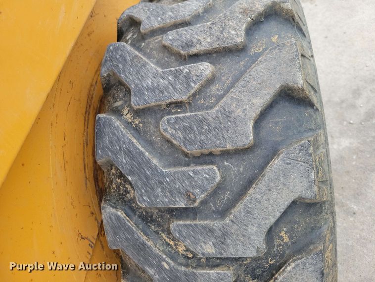 image for item EA2453 1998 Case 1845C skid steer loader