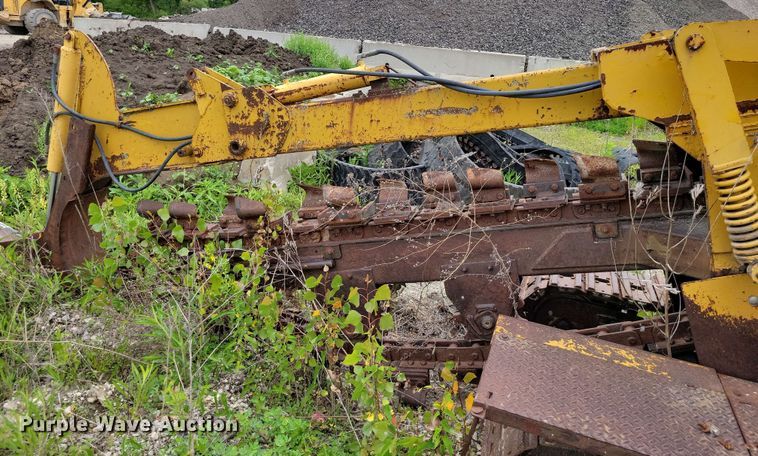 image for item EA2454 Vermeer T400B trencher