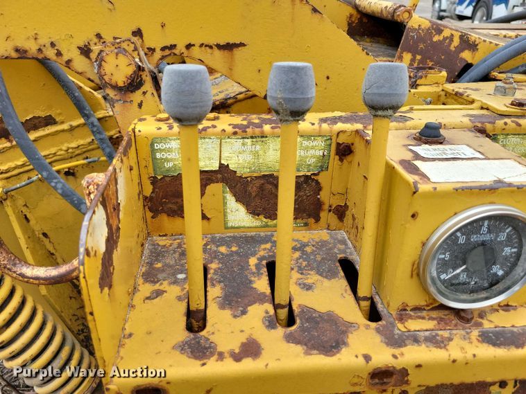 image for item EA2454 Vermeer T400B trencher