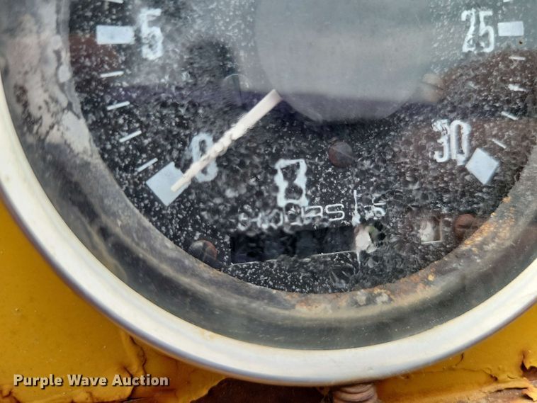 image for item EA2454 Vermeer T400B trencher