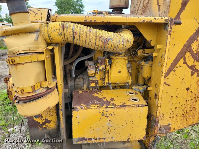image for item EA2454 Vermeer T400B trencher