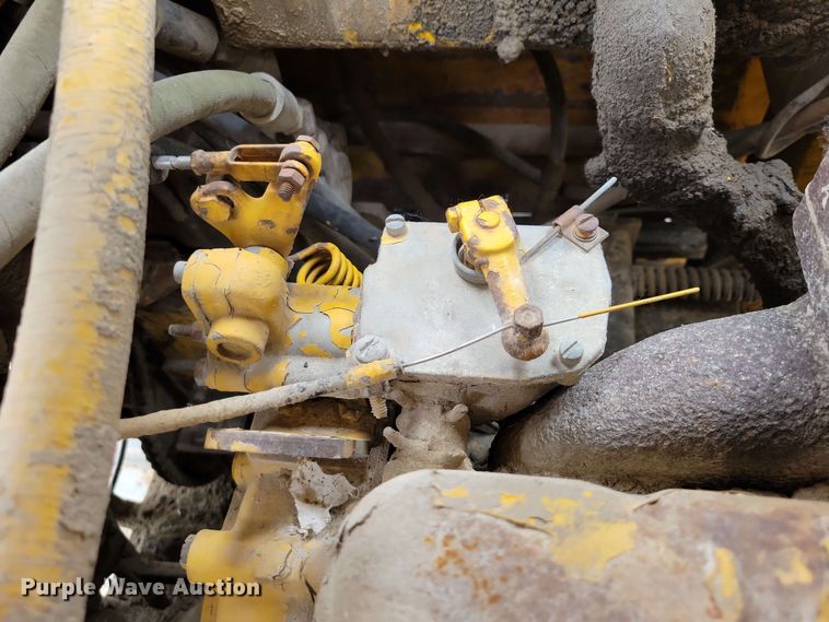 image for item EA2454 Vermeer T400B trencher