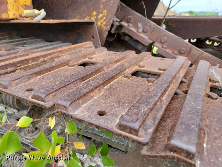 image for item EA2454 Vermeer T400B trencher