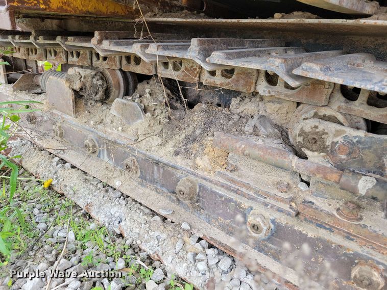 image for item EA2454 Vermeer T400B trencher