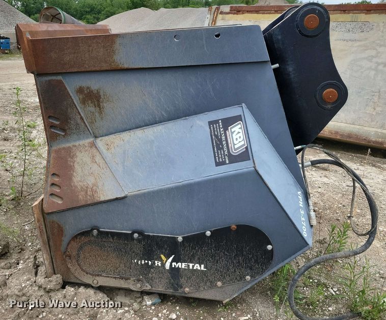 image for item EA2455 2018 KBI Viper Metal VPH 3-1700 excavator screening bucket