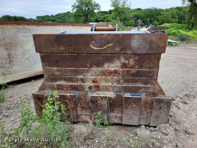 image for item EA2455 2018 KBI Viper Metal VPH 3-1700 excavator screening bucket