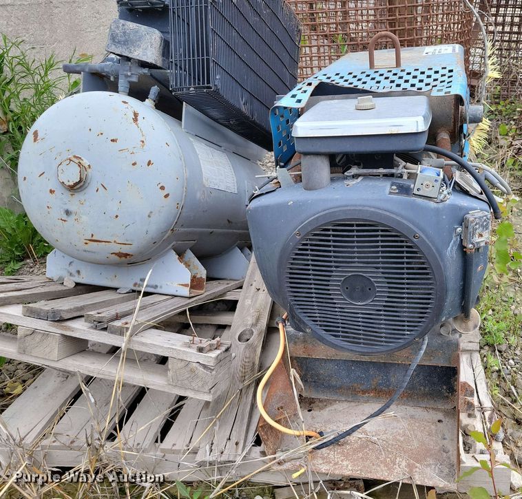 image for item EA2456 Miller Trailblazer 250G welder/generator