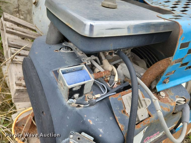 image for item EA2456 Miller Trailblazer 250G welder/generator