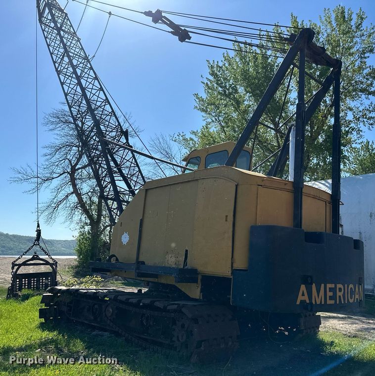 image for item EB2556 1964 American 7150 crane